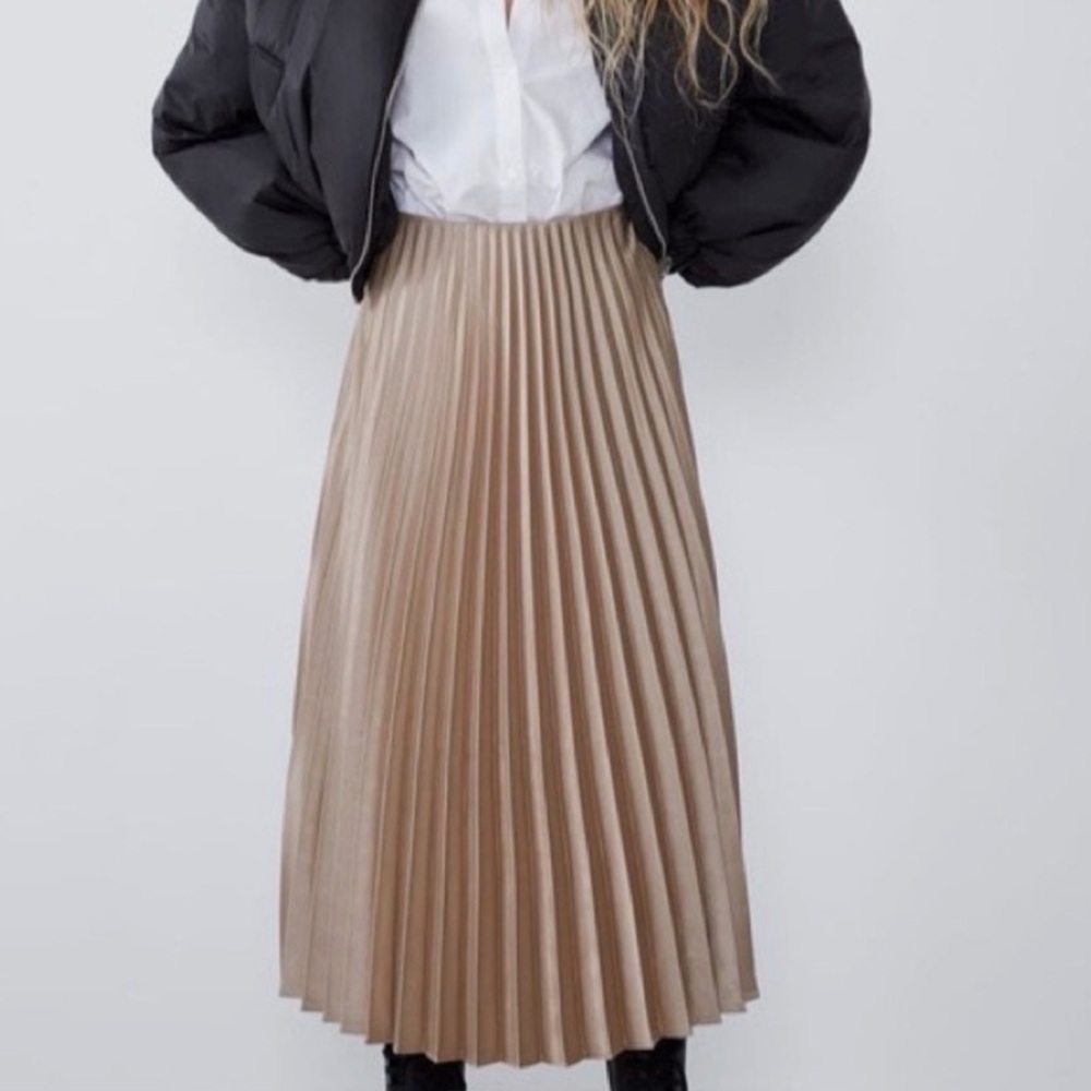 NWT Zara Gold Pleated Midi Skirt